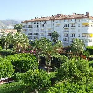 Complejo Laguna Beach ** Los Llanos (Malaga)